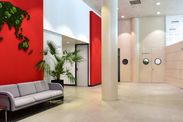 Aménagements / menuiseries pour les espaces professionnels - Menuiserie Doppler