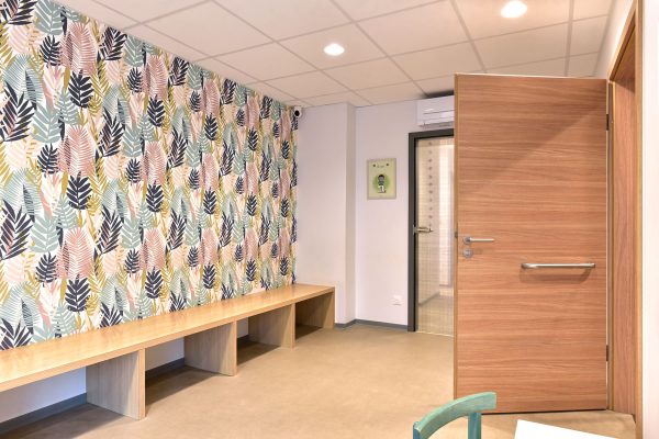 Mobilier sur mesure pour écoles